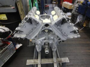 aston-martin-v8-03 Aston Martin V8